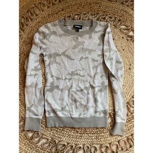 Express camo top